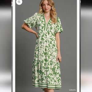 Umgee Green and White Floral Tiered Maxi Dress